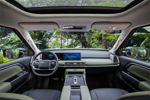 开创皮卡越野新时代！亚洲胜游大通MAXUS“满级大型越野皮卡”星际X上市，售价15.58万元起